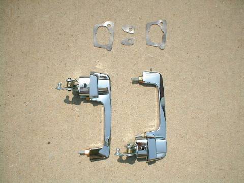 66-7 B-Body Outside Door Handles w/ Chrome Buttons, Gaskets, Hardware